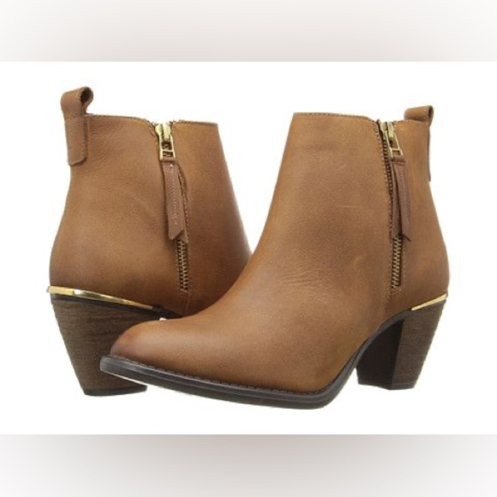 Steven Madden Brown booties
